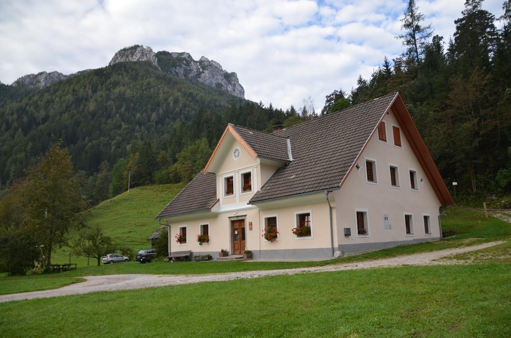 The Farmhouse Bevsek Osep Солчава Екстер'єр фото